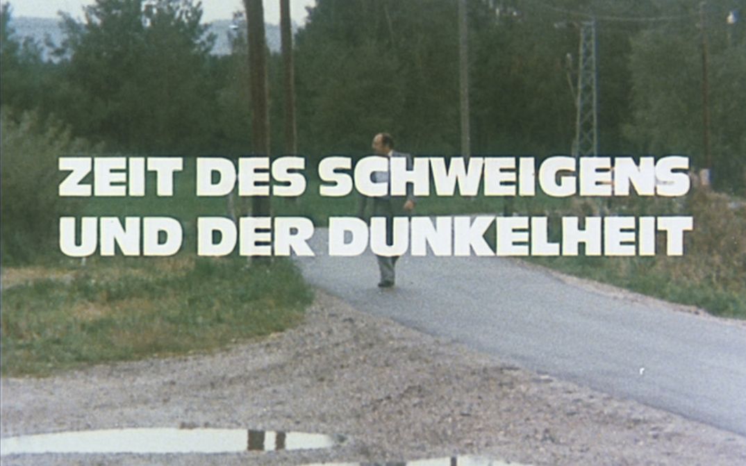 Filmstill from ZEIT DES SCHWEIGENS UND DER DUNKELHEIT by Nina Gladitz