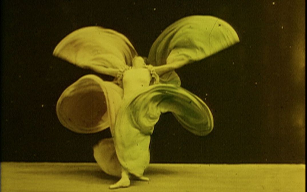 Filmstill from ANNABELLE DANCES AND DANCES