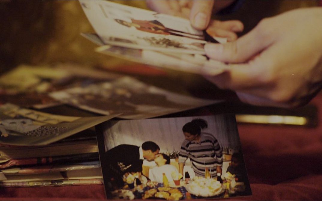 Filmstill from DIE FARBEN DES BLEIBENS by Eckstein-Kovács Ráhel and Kristina Bublevskaya